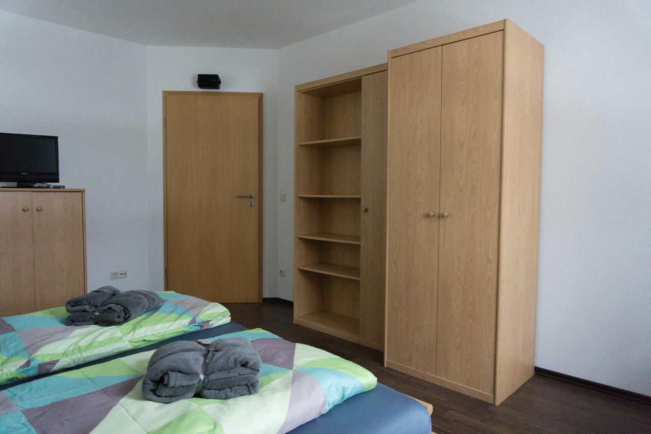 Schwanstetten Ferienwohnung Weiher - Naehe Nuernberg / Messe מראה חיצוני תמונה