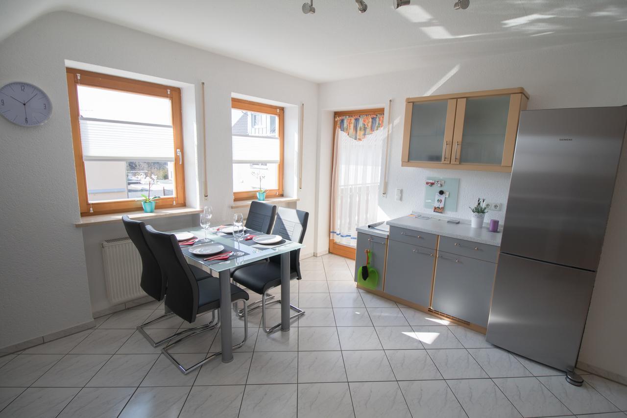 Schwanstetten Ferienwohnung Weiher - Naehe Nuernberg / Messe מראה חיצוני תמונה