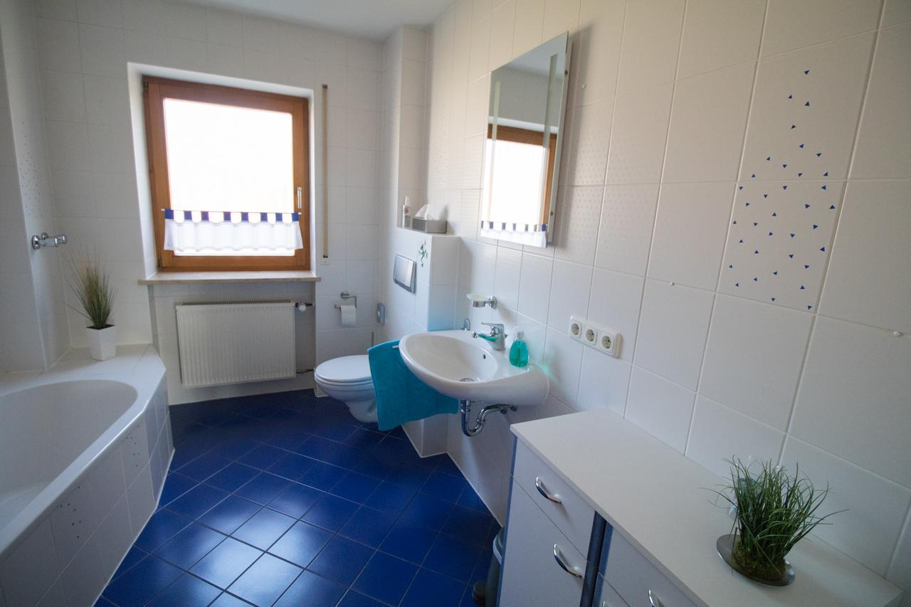 Schwanstetten Ferienwohnung Weiher - Naehe Nuernberg / Messe מראה חיצוני תמונה